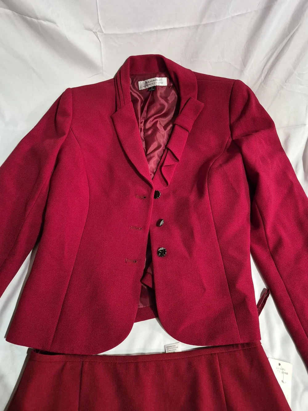 Classic Merlot Red Pencil Skirt – Sleek Office Staple - Picture 6 of 7